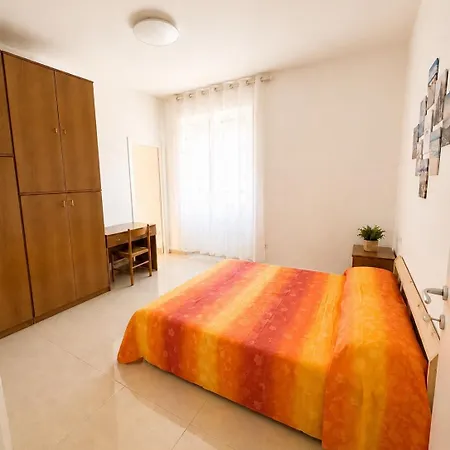 Seadom Apartamento *