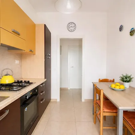 Apartamento Seadom